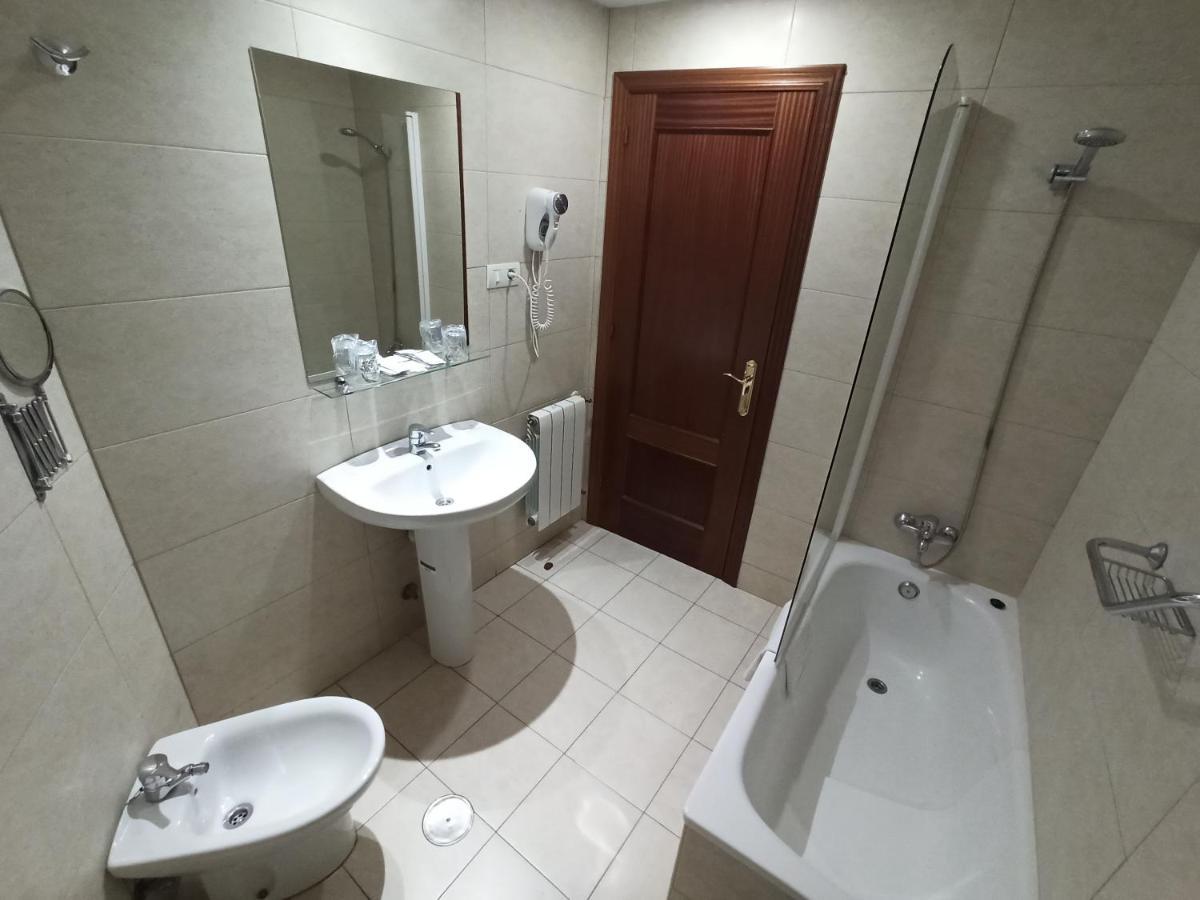 Hotel Aguila Real Onís Dış mekan fotoğraf
