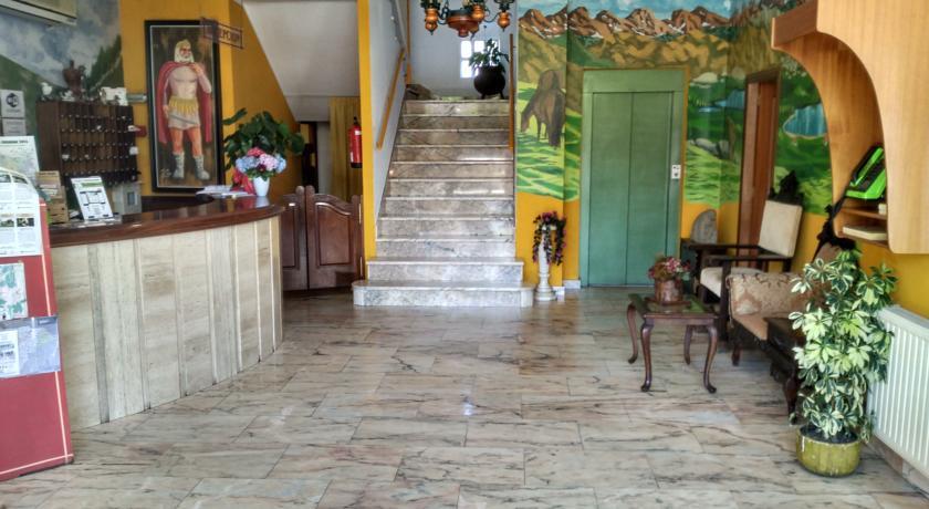Hotel Aguila Real Onís Dış mekan fotoğraf